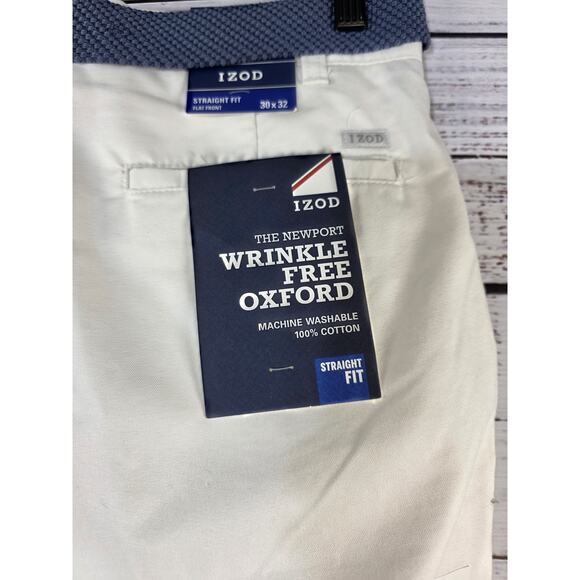 IZOD The Newport Wrinkle Free Oxford men's size  30x32 - Picture 4 of 7